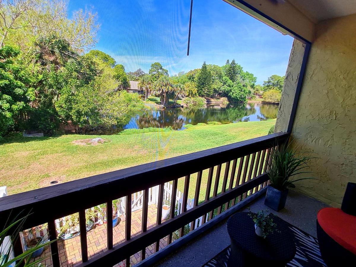 Shiny Oasis With Lake View Sarasota Bagian luar foto