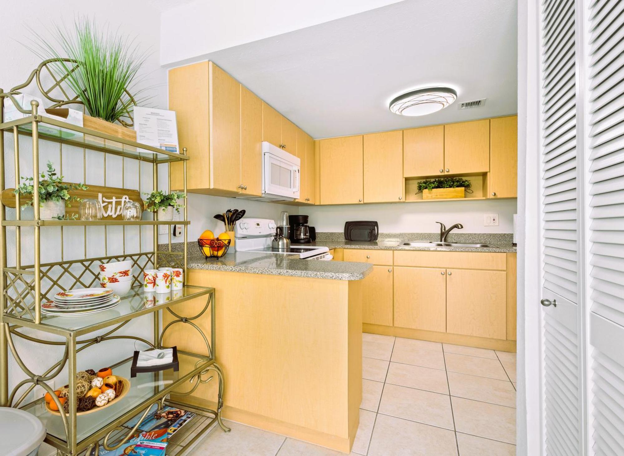 Shiny Oasis With Lake View Sarasota Bagian luar foto